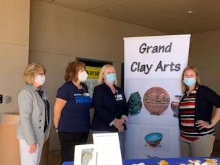 A presentation of the Grateful Hearts Project was held at the Banner/Del Webb Hospital with members of the Executive Staff of the Hospital and a few of our members.